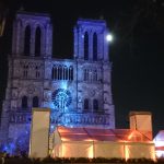 パリ・ノートルダム大聖堂の光の祭典「Dame de Coeur」